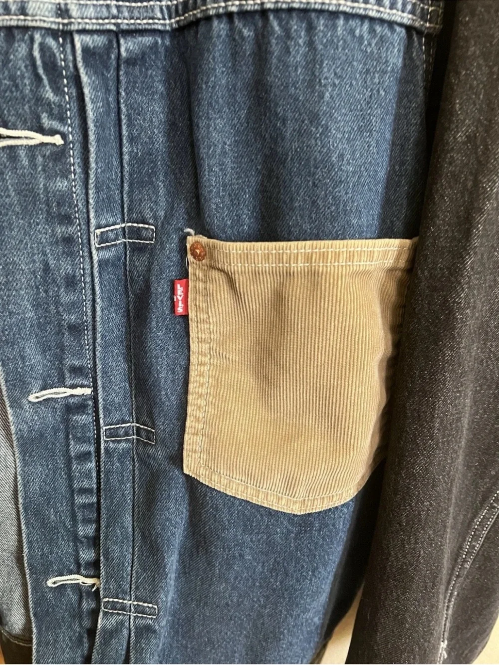 Levi's Premium Men's Type I Relaxed Fit L Trucker Jacket  Champlain Colorblock - Picture 3 of 13